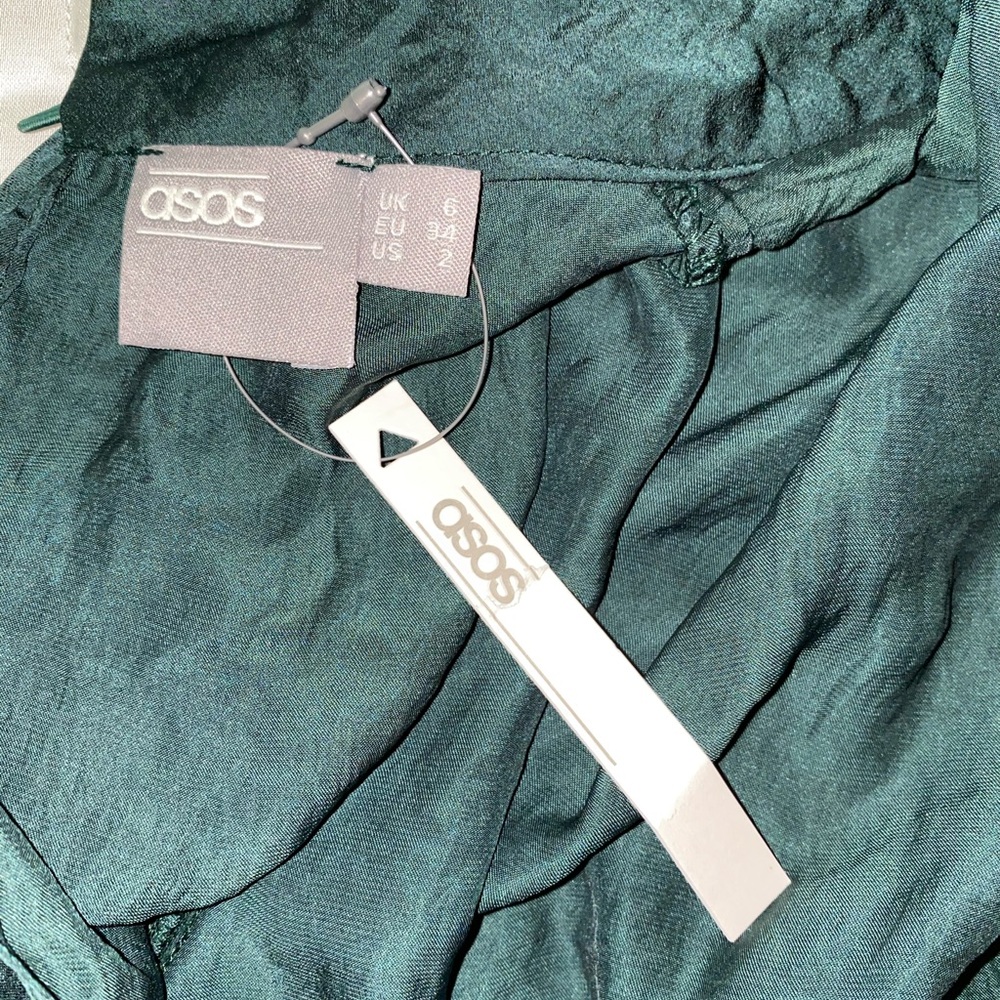 ASOS luxe high neck open back forest green top NWT - Picture 6 of 7